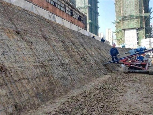 古城建筑边坡支护