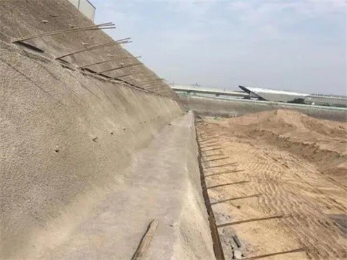 古城河道边坡加固